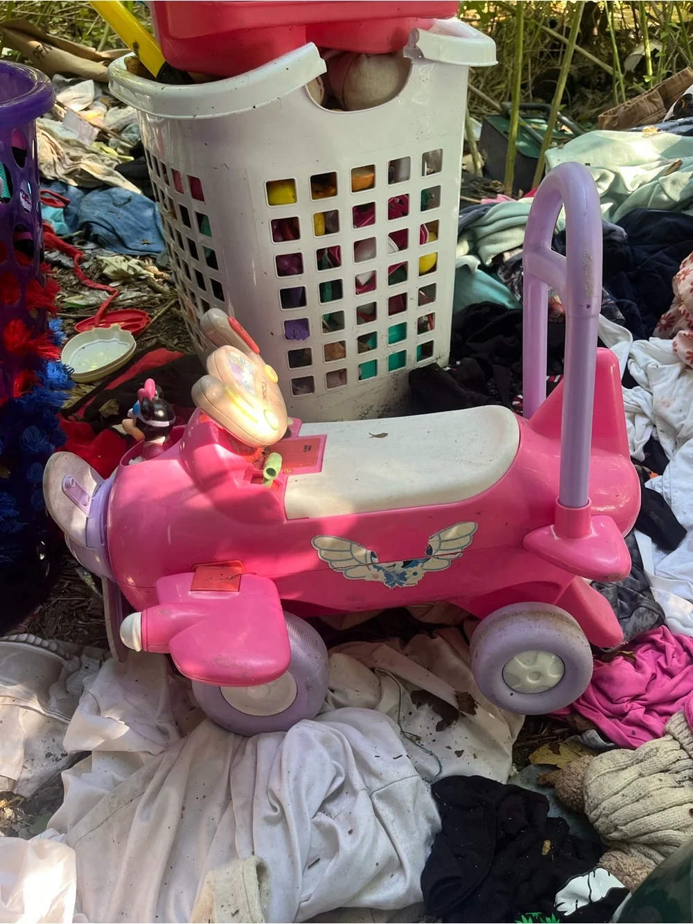 Minnie mouse pink ride